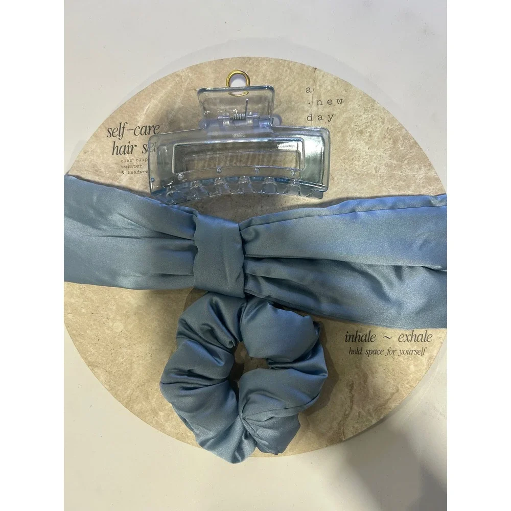 A New Day Self-Care Hair Set 3pc Blue Claw Clip Headwrap Scrunchie NWT